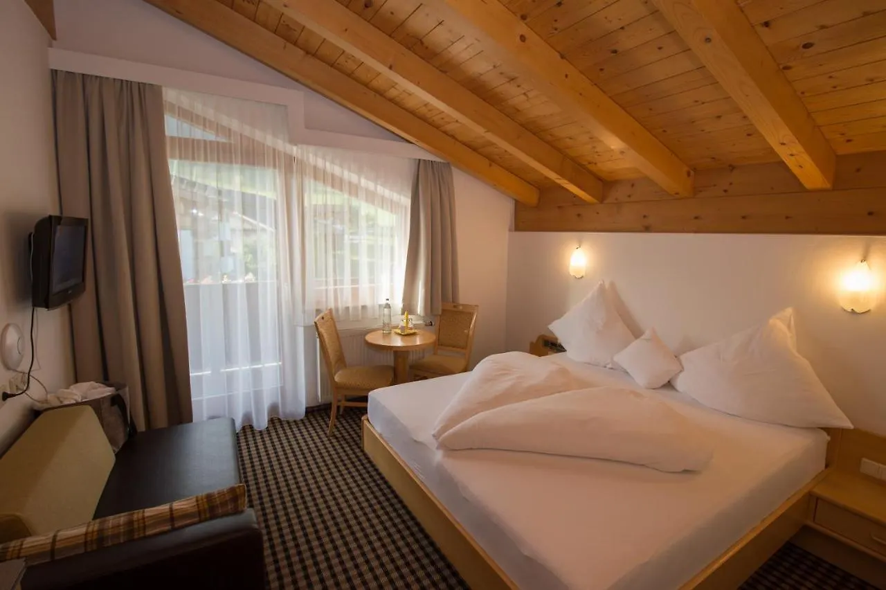 Hotel Tristkogel Saalbach-Hinterglemm 3*,  Austria